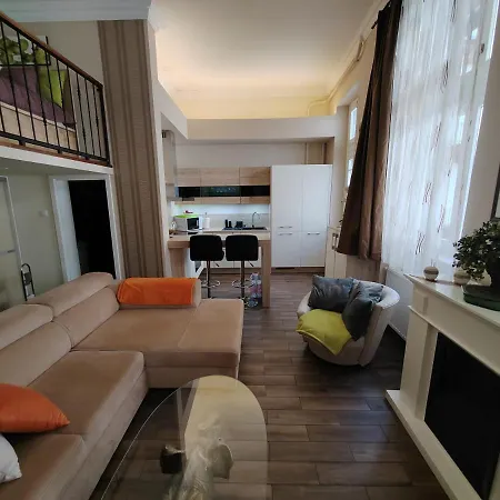 Hermes Apartament Budapest Extérieur photo